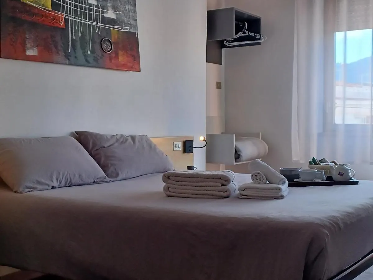 B&B Cardedu 0*,