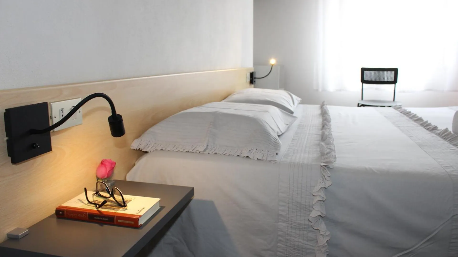 B&B Кардеду 0*,